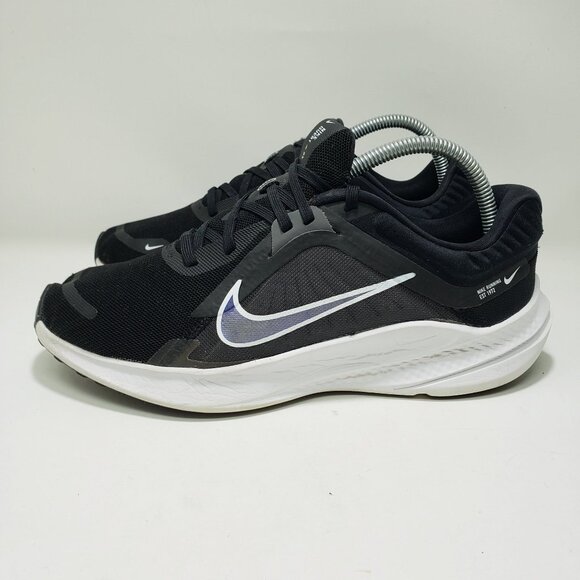 Nike Quest 5 Road Running Shoes Black White Smoke Grey Mens 9 - Picture 2 of 11